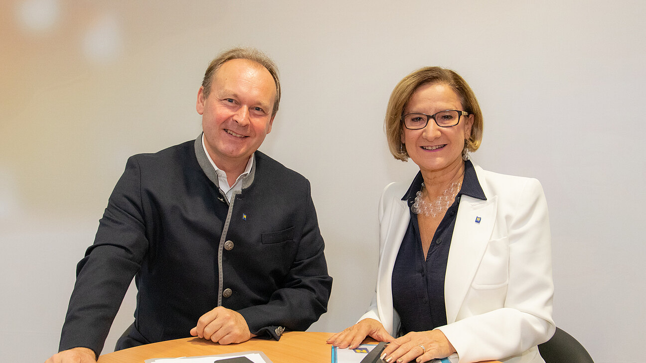 Bürgermeister von Rohrendorf Gerhard Tastl mit Johanna Mikl-Leitner